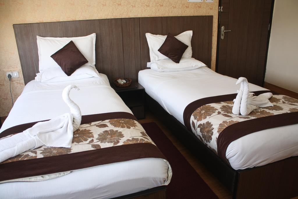 Down Town Guest House Calcutta Exteriör bild